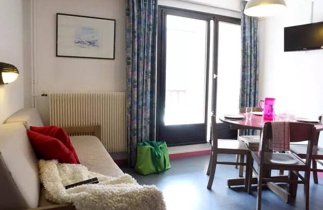 VVF Queyras * - 3 Room Apartment 5 People 2 Babies