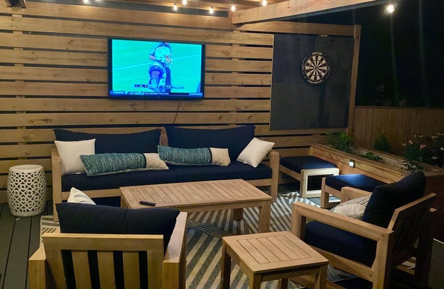 Walk Everywhere! Your Ultimate Annapolis Retreat on Horn Point