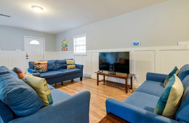 Walk to Atlantic Beach Family Gem with Fenced Yard