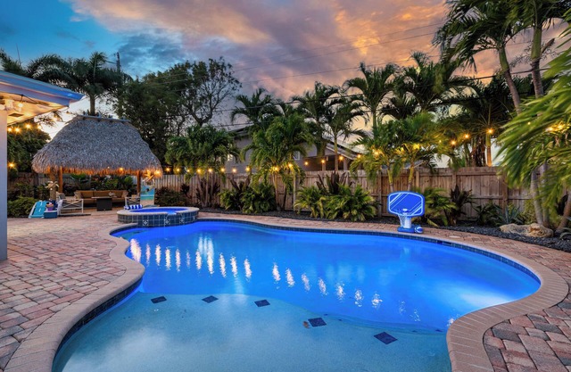 Walk2BEACH|HeatedPool|Spa|GamingRoom|Tikihut|Cove