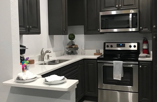 Walkable Downtown Fun! Near Riverwalk, King William, Bluestar & La Villita