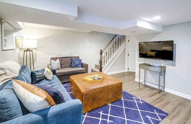 Walkable Location: Modern DC Apt w/Yard Access!