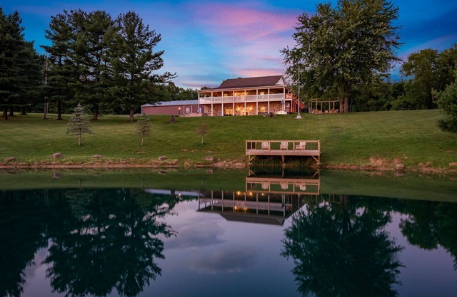 Walnut Ridge Retreat | Pickleball | Pond | Pool