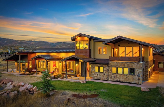 Wander Park City Lighthouse