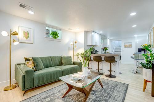 Wash Park Access Denver Apt with Outdoor Dining!