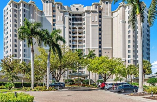 WATCH SUNSET FROM THIS FURNISHED, GULF FRONT, 2 BED/2 BATH + DEN 1790 SQFT CONDO