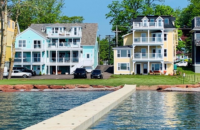 Waterfront Deluxe Studio Suite Downtown on the Charlottetown Waterfront