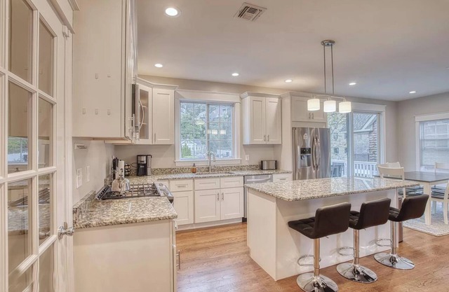 Waterfront Escape! NYC Ferry, Beach, Modern New Construction 3 bedroom 3 bath