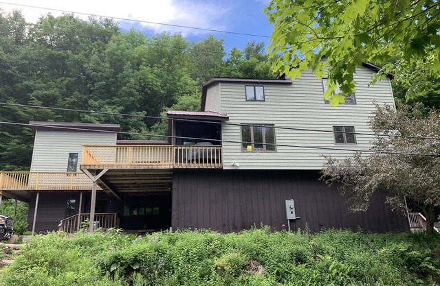 Waterfront Home - Snowbird Retreat Available for Full-Season Winter Rental
