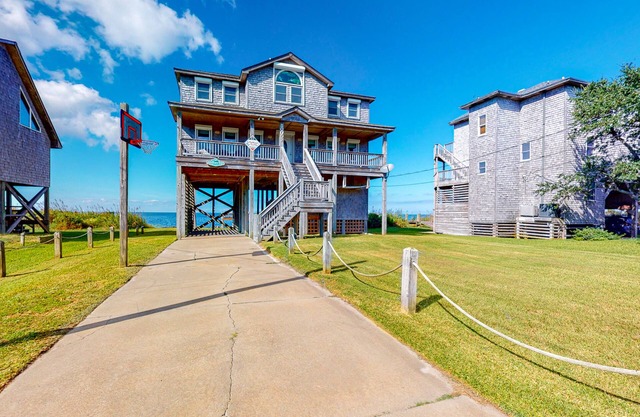 Waterfront House w/Private Hot Tub - Ocean Views, WiFi, AC, Gas Fireplace, W/D