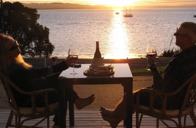 Waterfront, self-contained, one bedroom apartment with scenic views .