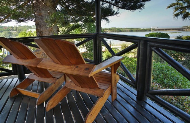 Waterside Lodge