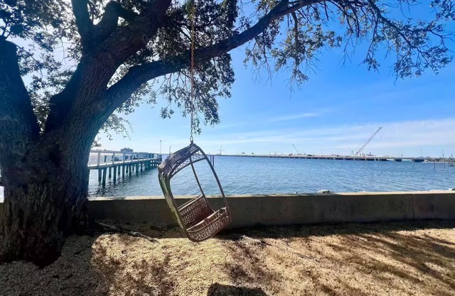 Waterview Oasis by Buckroe Beach