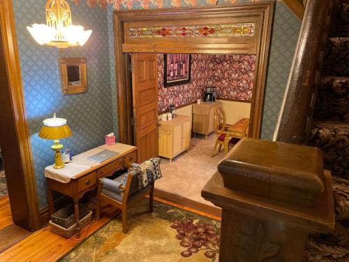 Watsons Woodland Manor at Deer Creek Winery