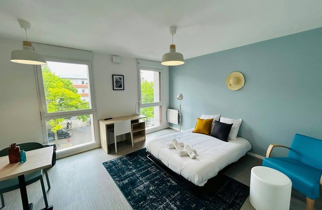 We Live In R - Suite 301