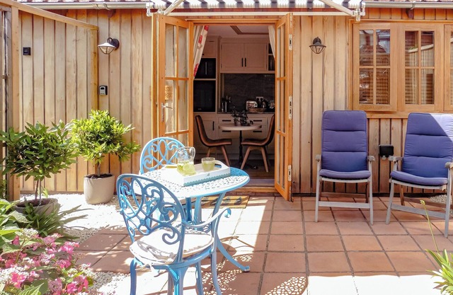 We love this luxurious, romantic holiday home.