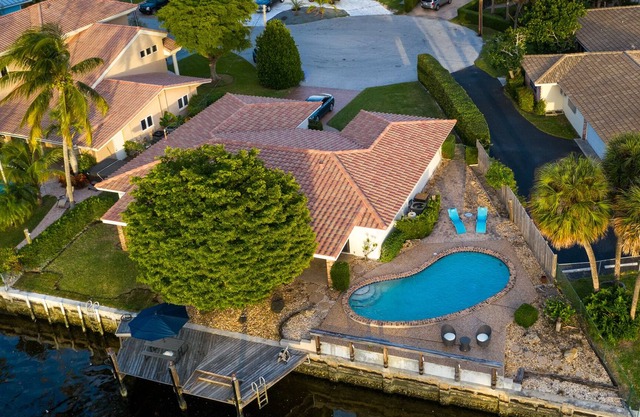 Welcome to Paradise!