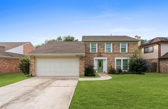 Welcome to Sweet Escape Sugar Land, your cozy home away from home! Close to NRG