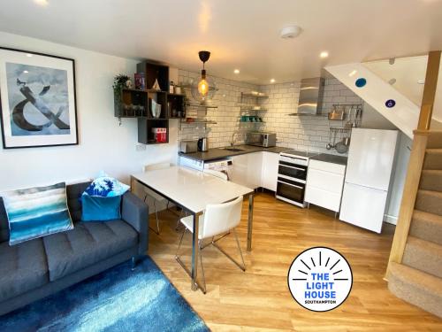 Welcome to The Light House a tranquil city retreat.