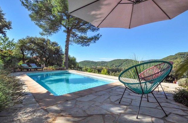 Welcome to this charming cottage in the countryside with private pool.