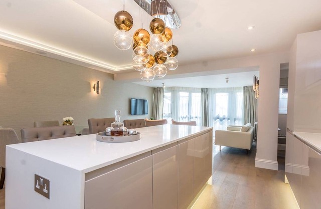 Wellington Court Aprtments st John Wood