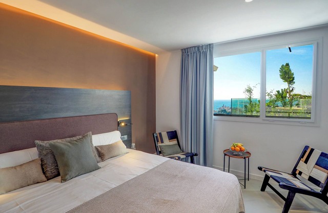 Wengé Loft by Hello Homes Sitges