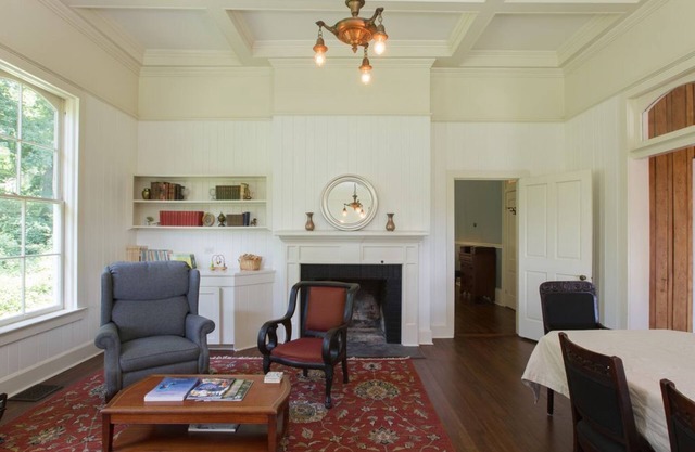 West Asheville - Elegant, Historic Suite In Funky, Foodieville, Eclectic Living