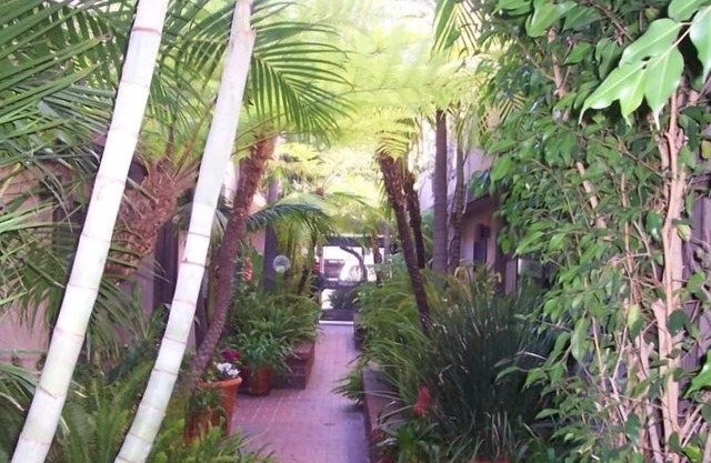 West Hollywood Extended Stay Townhouse