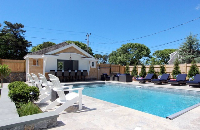 Whalecome Retreat - Updated Home w/Amazing Saltwater Pool