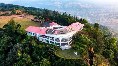 Whispering Heights, Pawna Lake, Lonavala - amã Stays & Trails