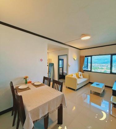 White Cloud Family Suite