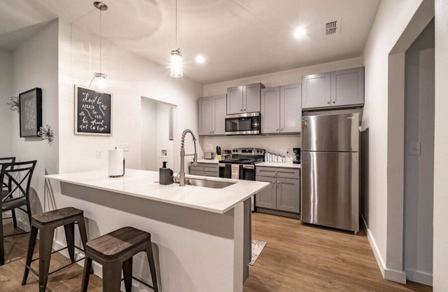White Haus - 3BR/3BA - New Construction