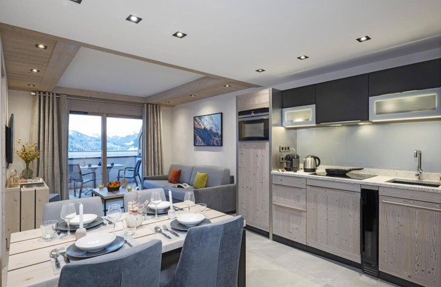 Wifi, fitness, swimming pool, balcony, parking, tv, ski locker, 40m², Le Grand Bornand