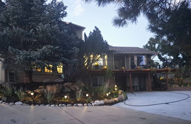 Wildlife and Pines Retreat