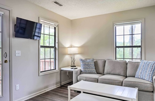 Winchester Vacation Rental: Boater's Paradise