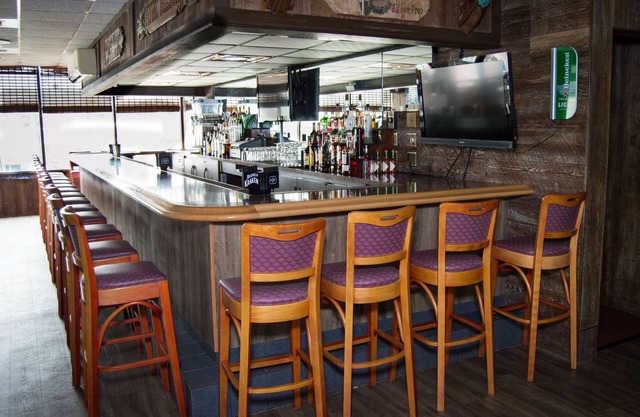 Windjammer Motor Inn