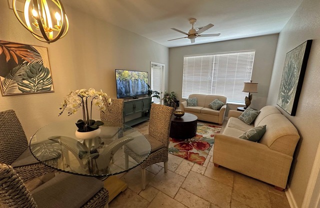 Windsor Palms 2 bed ground floor condo near DISNEY!
