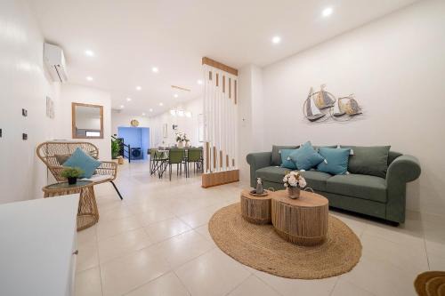 Wink Central 9 Patong Beach Phuket