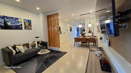 Wink Centre House 10 Patong Beach