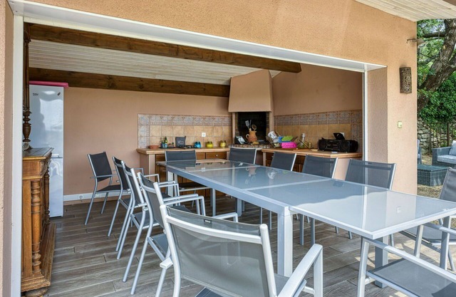 Wonderful private villa for 5 people with A/C, WIFI, private pool, TV and terrace