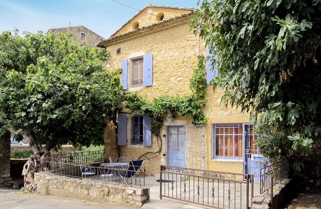 Wonderful private villa for 4 guests with WIFI, TV, terrace, pets allowed and panoramic view