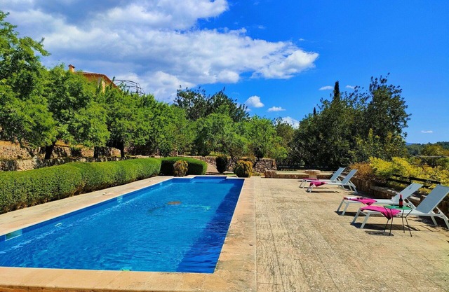 Wonderful private villa for 10 people with WIFI, A/C, private pool, TV, patio and panoramic view