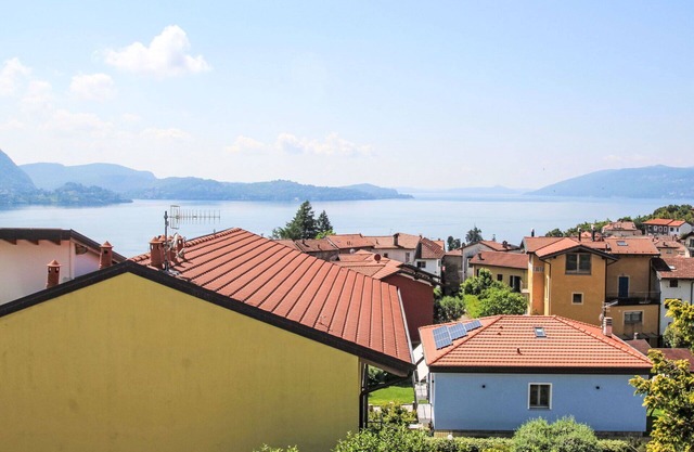Wonderful private villa for 11 guests with WIFI, TV, balcony and pets allowed