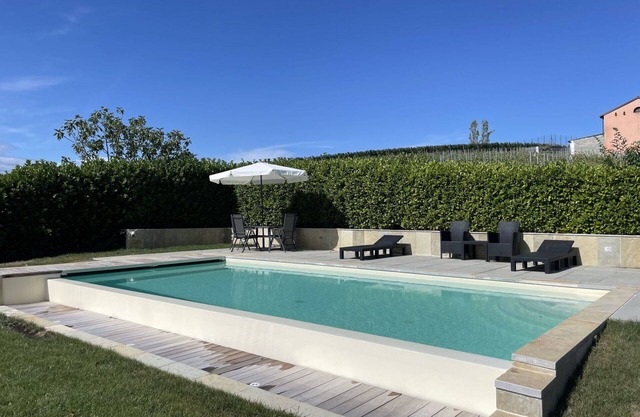 Wonderful private villa for 6 guests with A/C, private pool, WIFI, TV and terrace