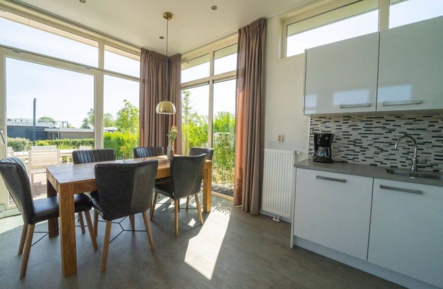 Wonderful private villa for 6 guests with WIFI, pool, TV and terrace