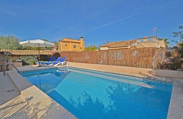 Wonderful private villa for 8 guests with WIFI, TV and patio
