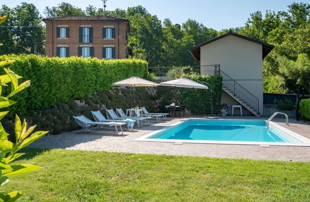 Wonderful private villa for 8 guests with A/C, WIFI, private pool, TV and terrace