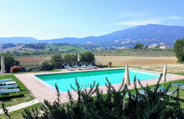 Wonderful private villa for 20 guests with WIFI, A/C, private pool, TV, patio and panoramic view