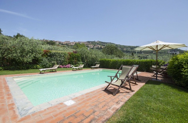 Wonderful private villa for 13 people with A/C, WIFI, private pool, TV, terrace and panoramic view