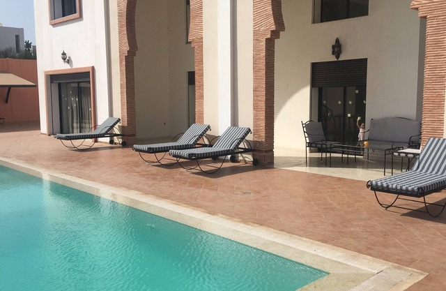 Wonderful Villa with 6 bdrms & Pool T62025
